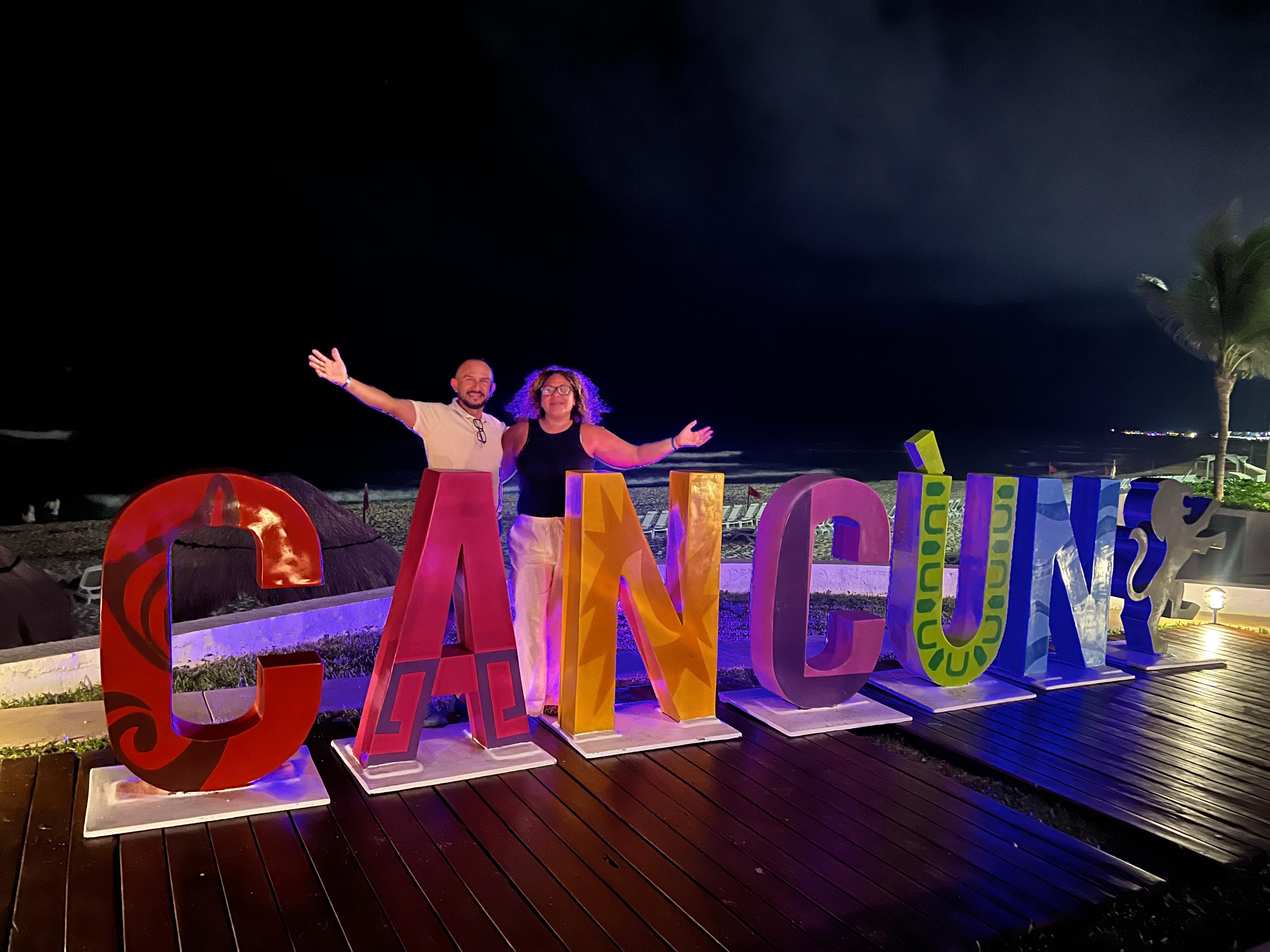 Pool/bar area excellent 