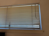 Dirty and broken blinds