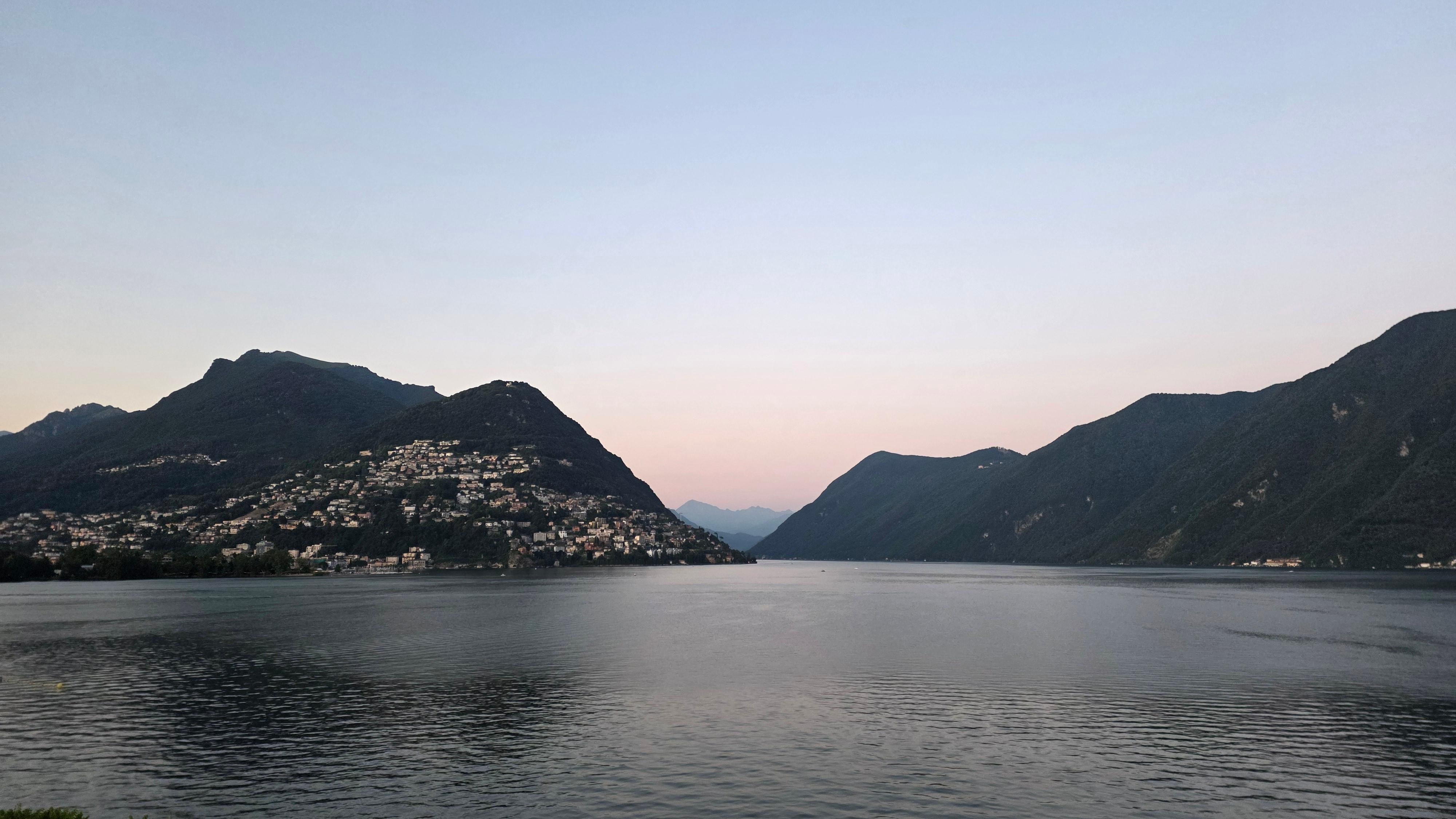 Solnedgång från balkong.