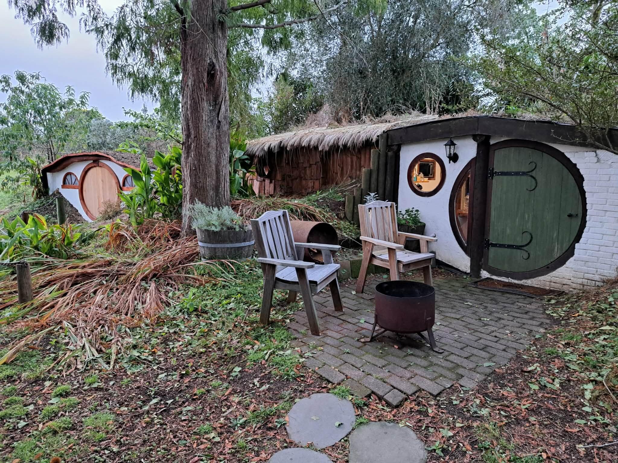 The outside is so cute!!