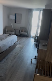 Above adequate room quality and cleanliness.