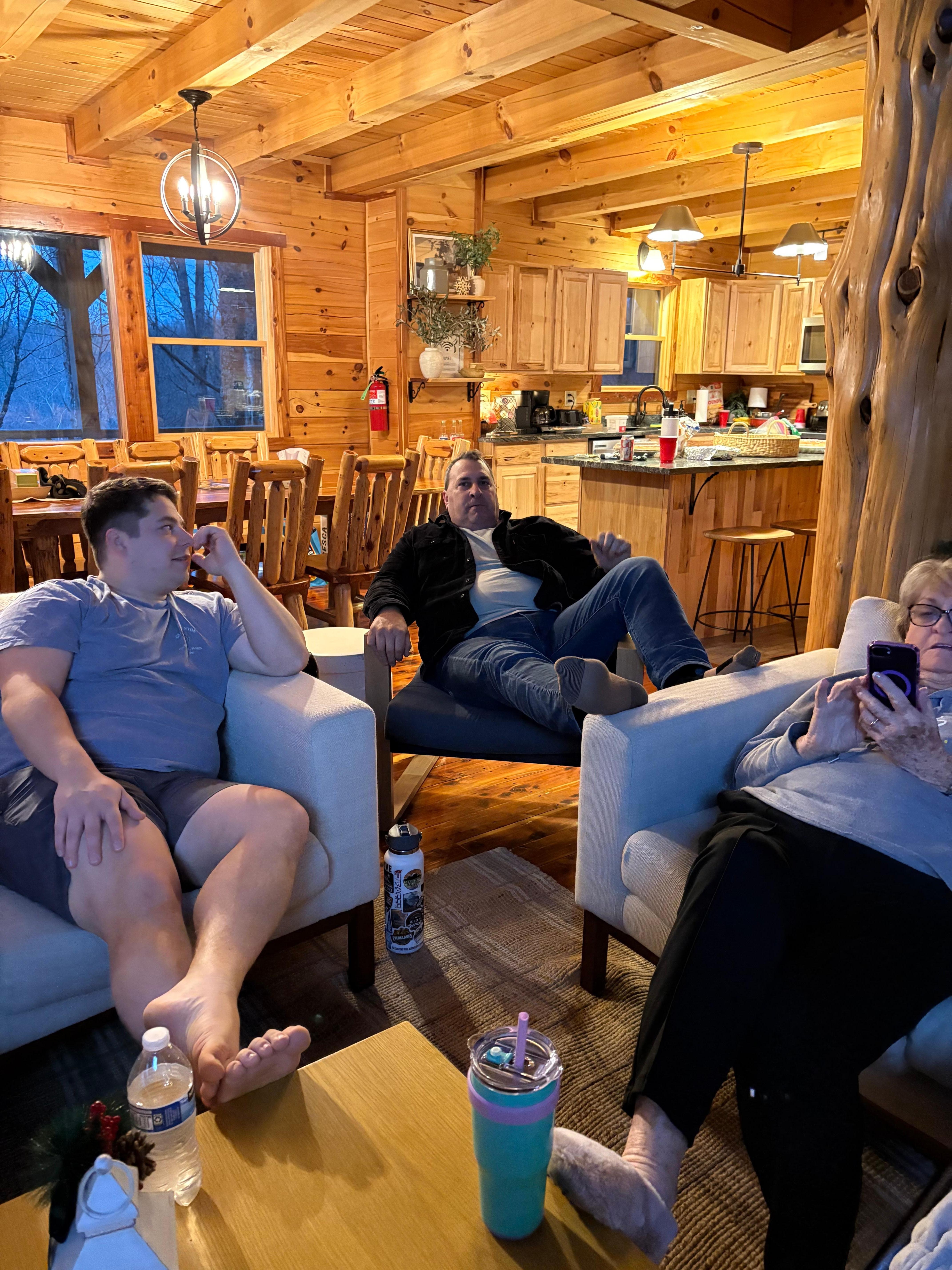 Terrible rug!!! Very slippery 