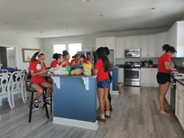 Huge kitchen which made group breakfast quick and easy.