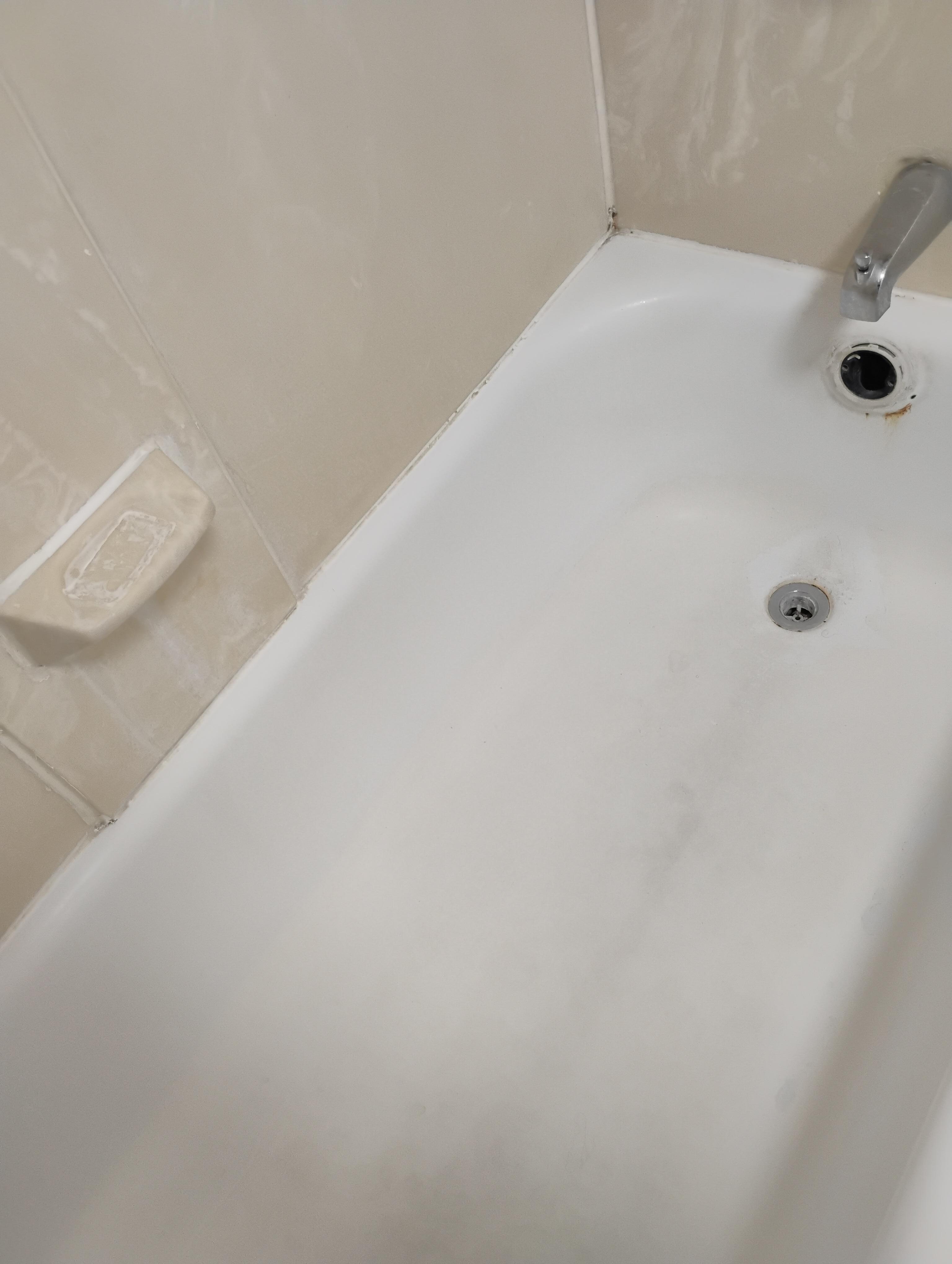 Filthy bathtub
