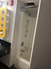 Besides the lack of housekeeping and this large hole. Room was clean comfortable and air was comfortable.