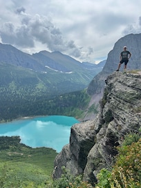 Grinnel lake in many glacier