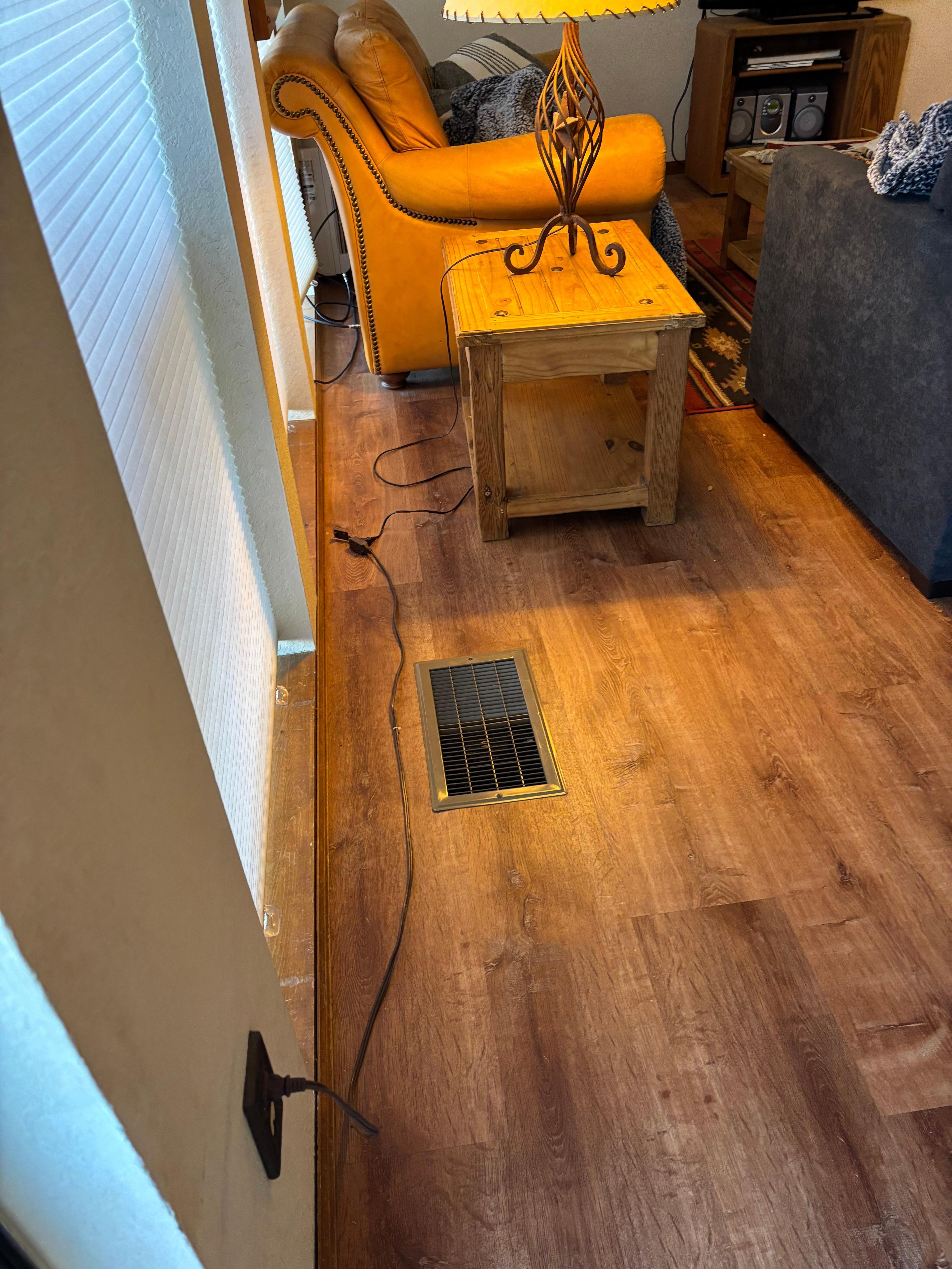 Plug in lamp on wall is on off switch