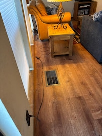 Plug in lamp on wall is on off switch