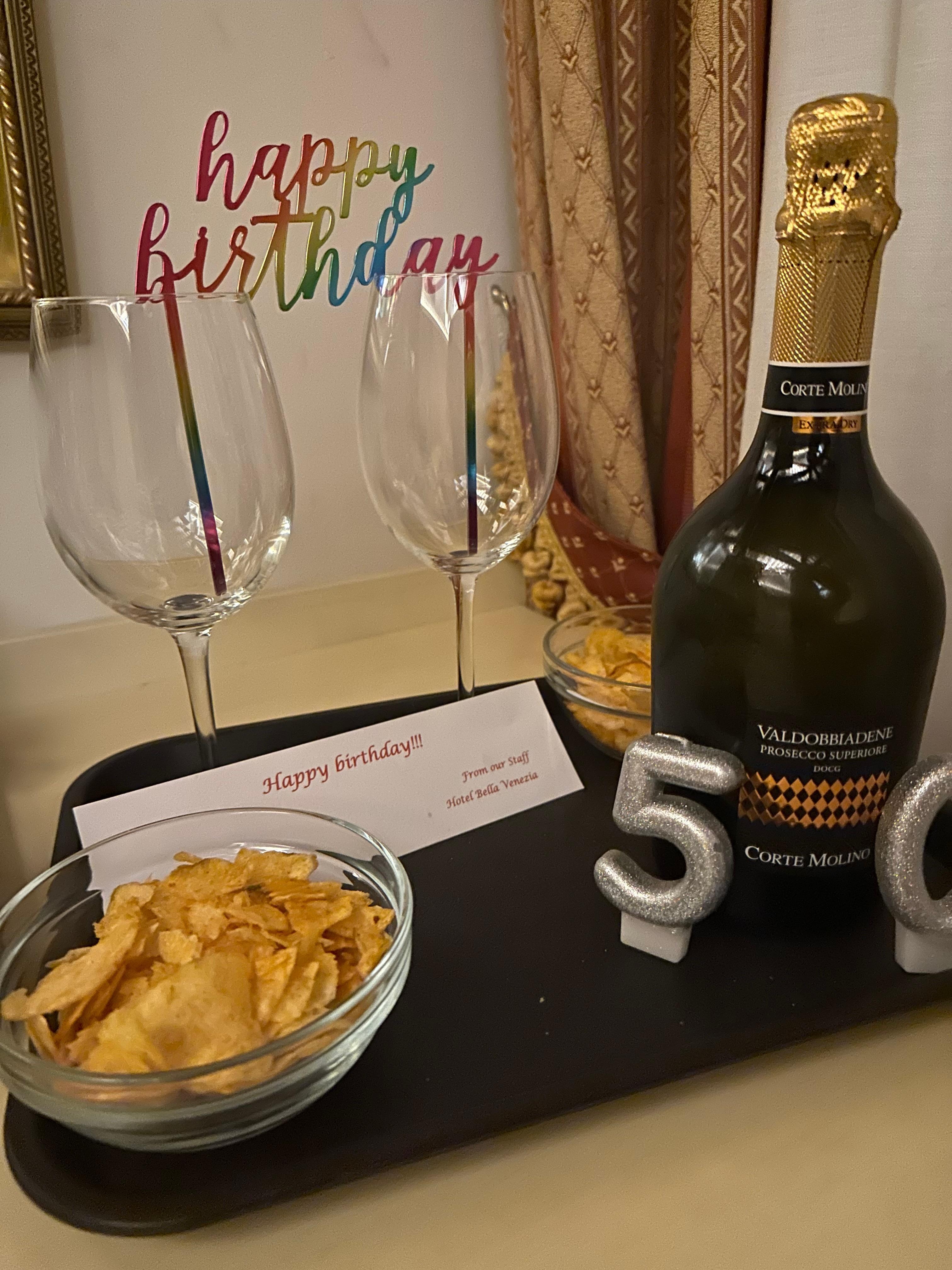They left me a bottle of Prosecco to celebrate my birthday! 🍷🎂