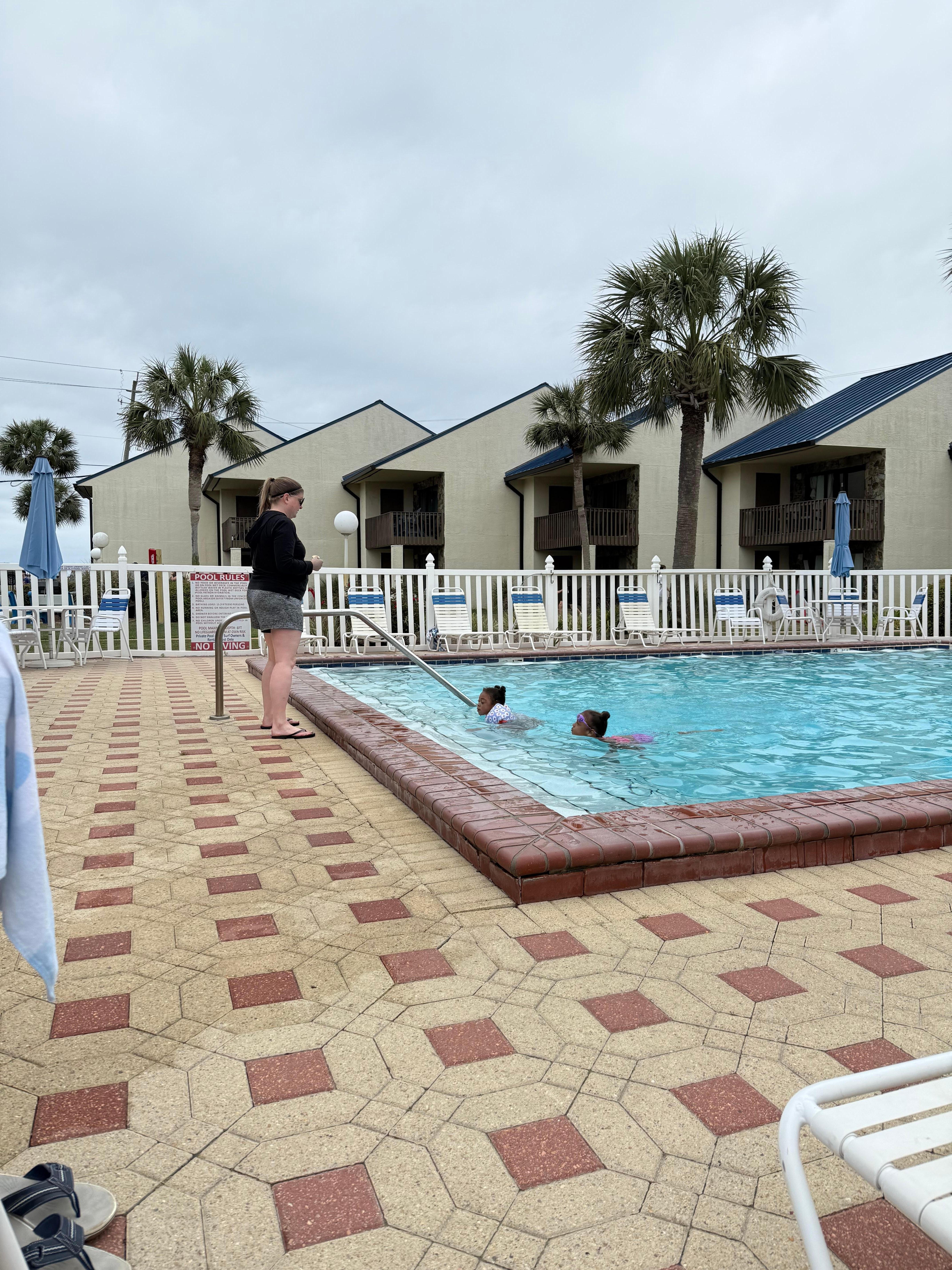 The kids had a blast in the pool and made friends with everyone!