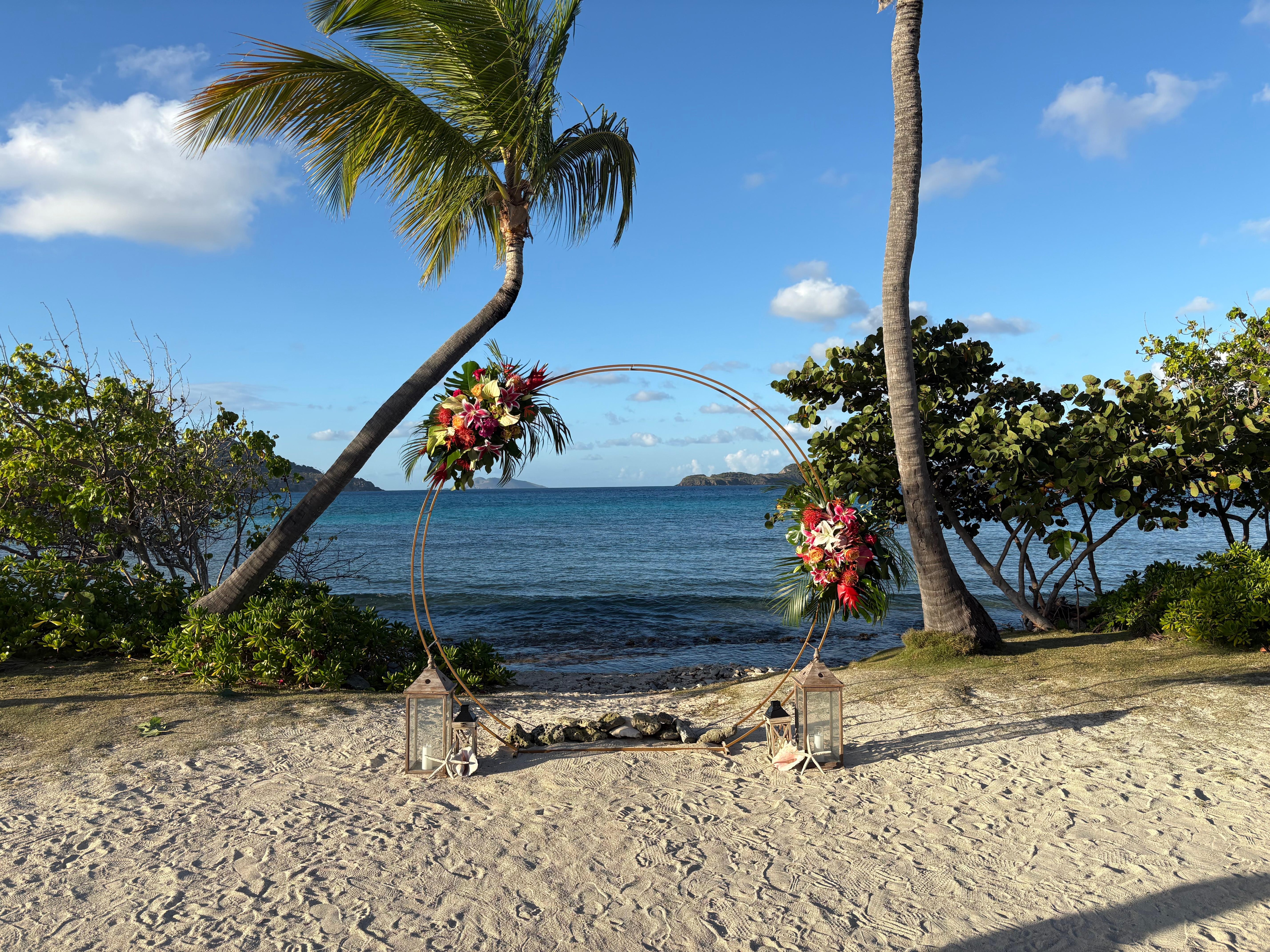 Friends wedding on beach - 5 min walk from condo 