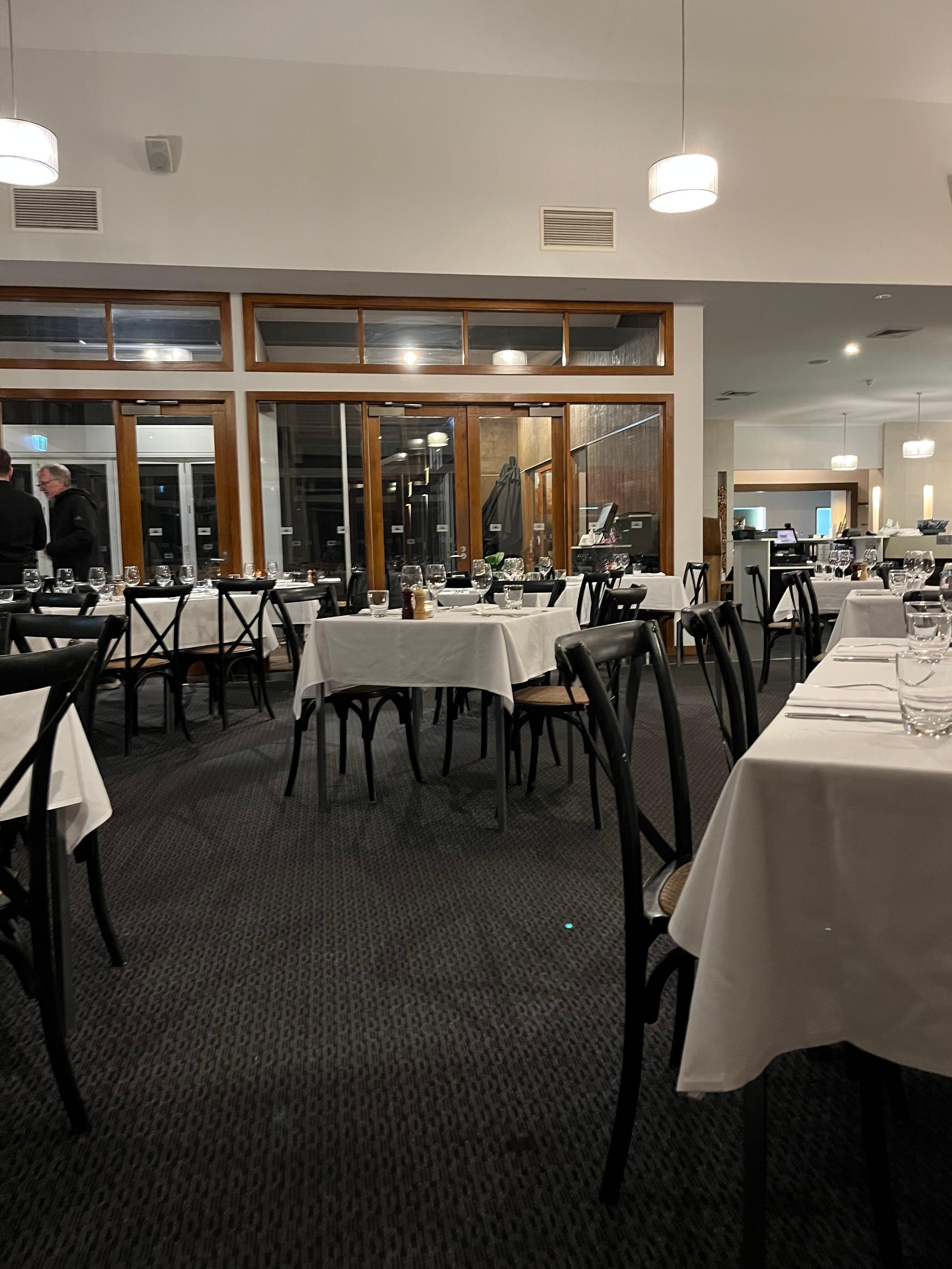 Main dining restaurant 