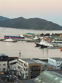 客室窓からの景色が瀬戸内らしくてとっても良かったです。