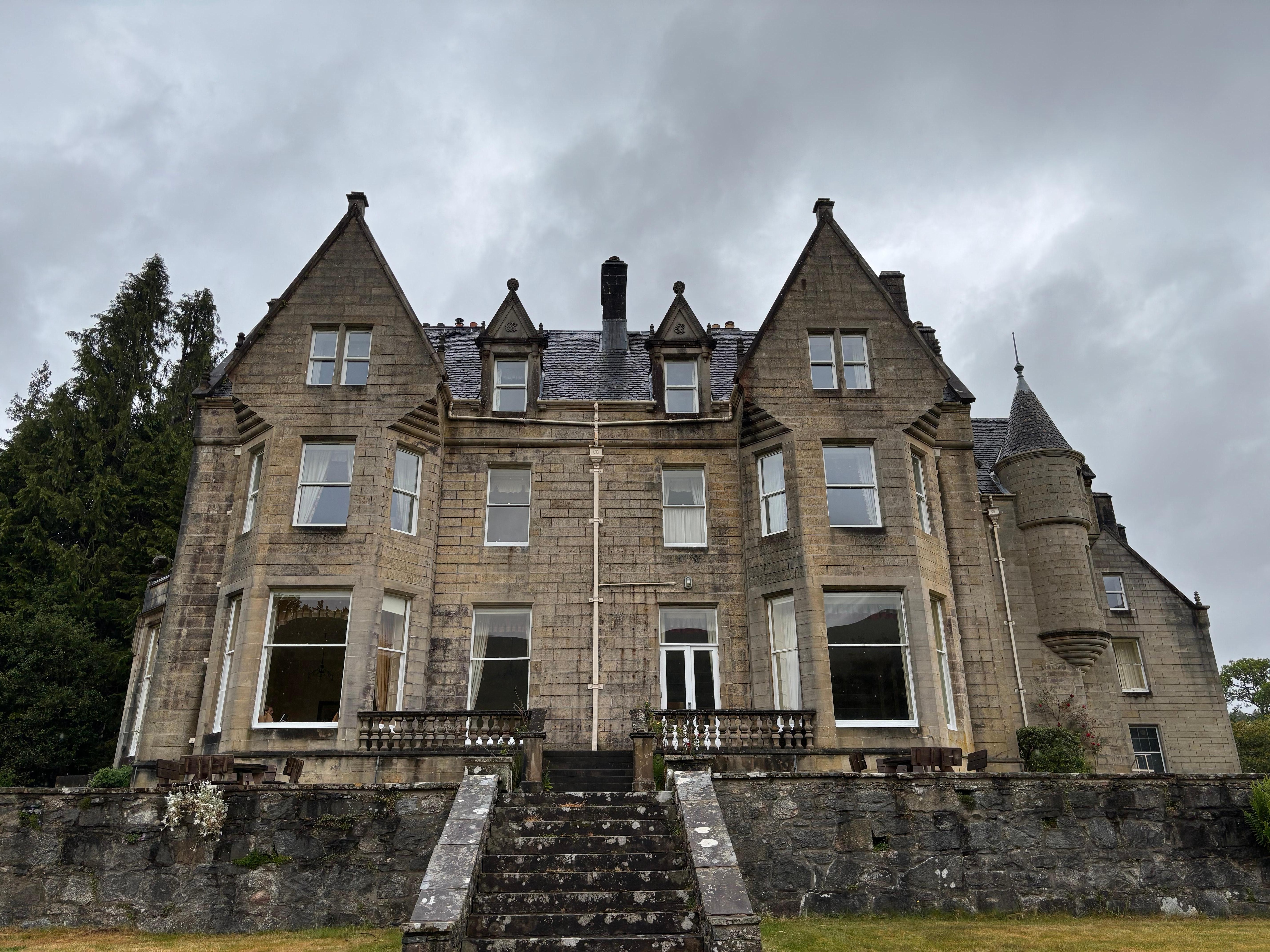 Glengarry Hotel