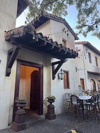 The alley in Fairhope at Local Trattoria felt like we were back in Italy.