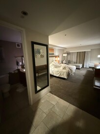 The second room they gave me, also not cleaned.