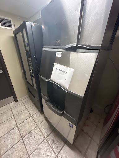 Broken ice machines!