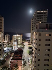 Full Moon from the lanai.