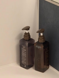 로션만 따로 가져가면 됩니다.