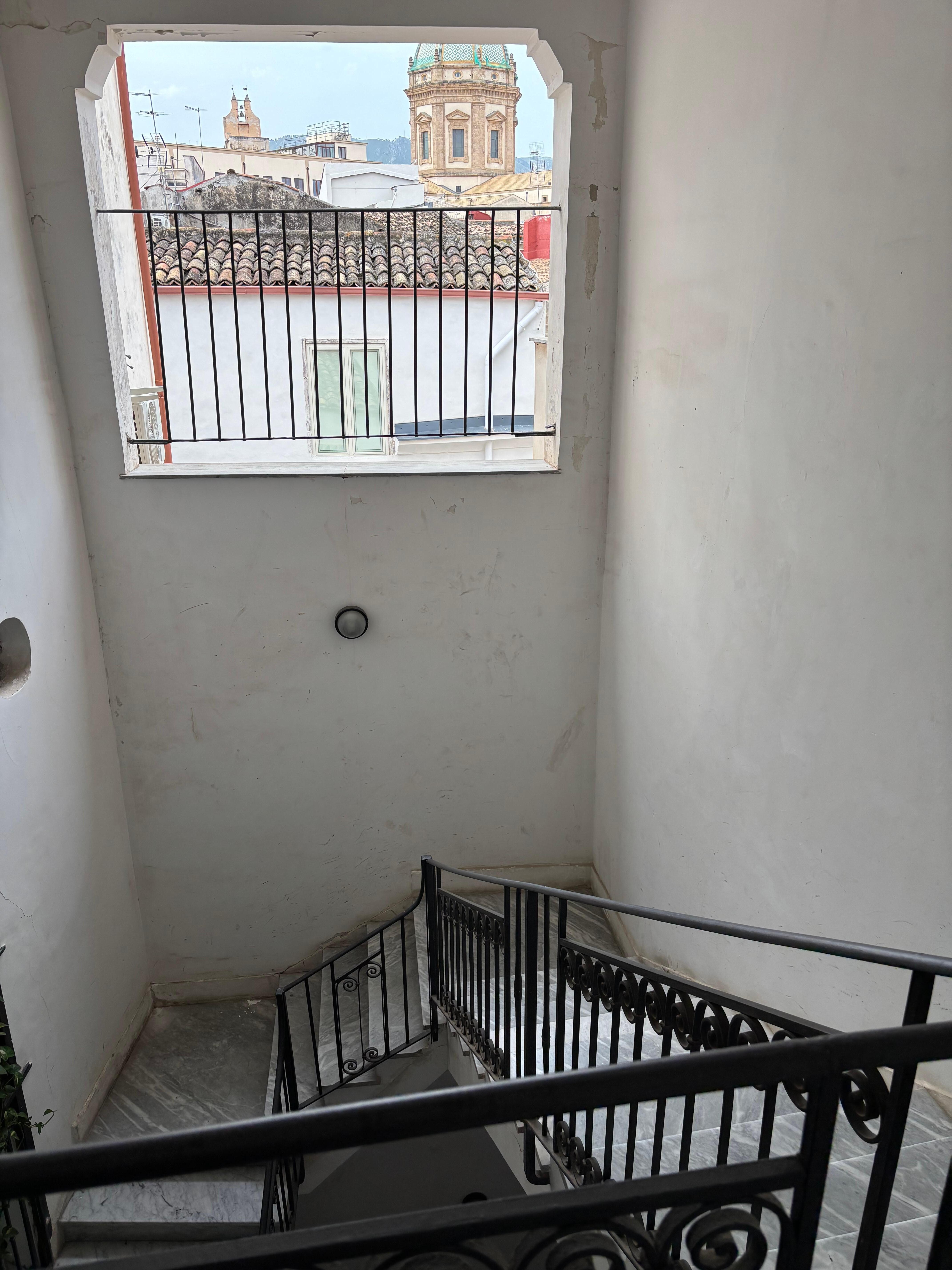 Open breezeway 