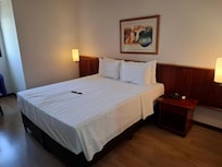 Quarto standards com cama casal