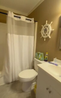 2 full size bathrooms, which was great!!