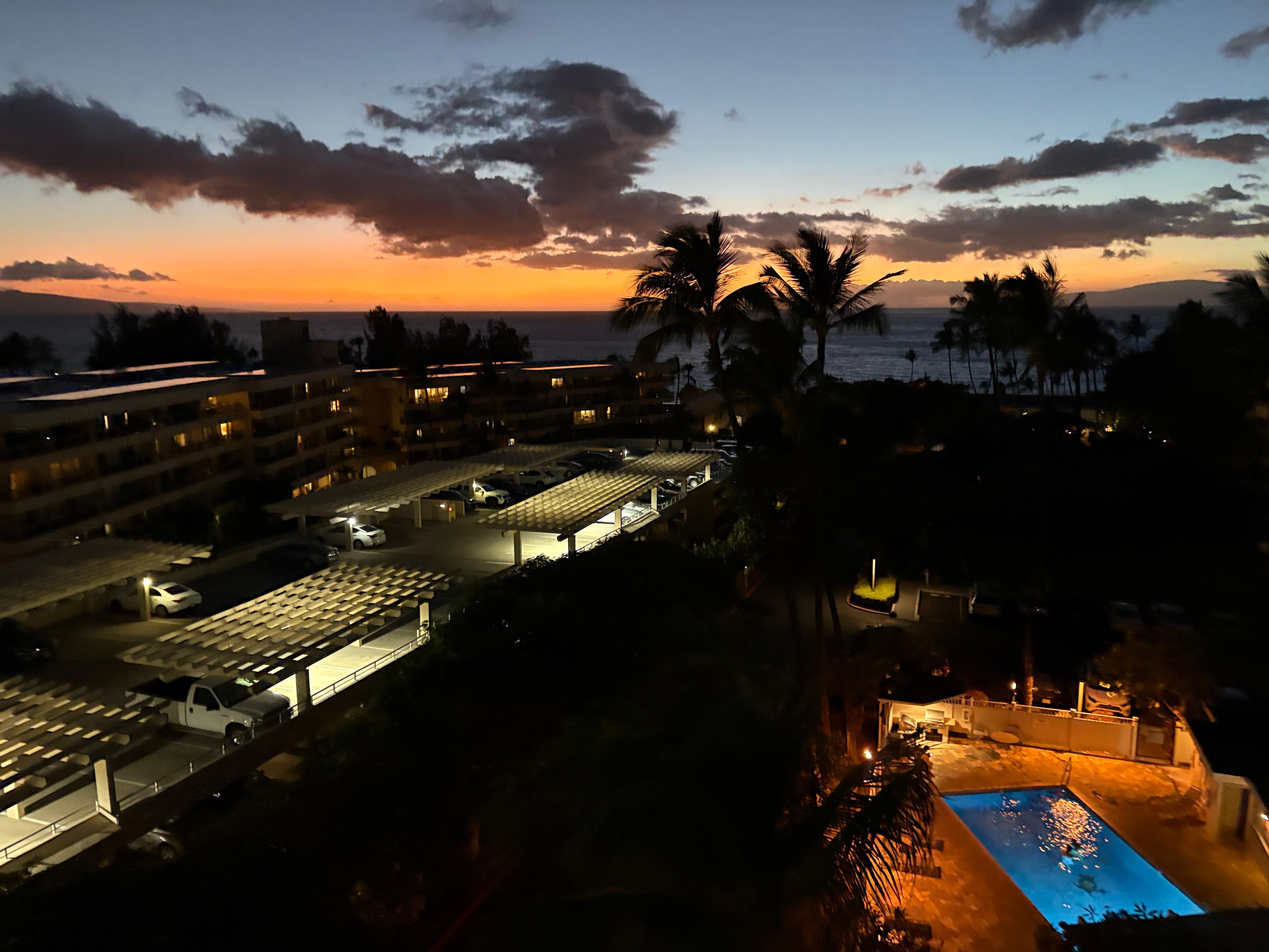 Maui after sunset from D615. 