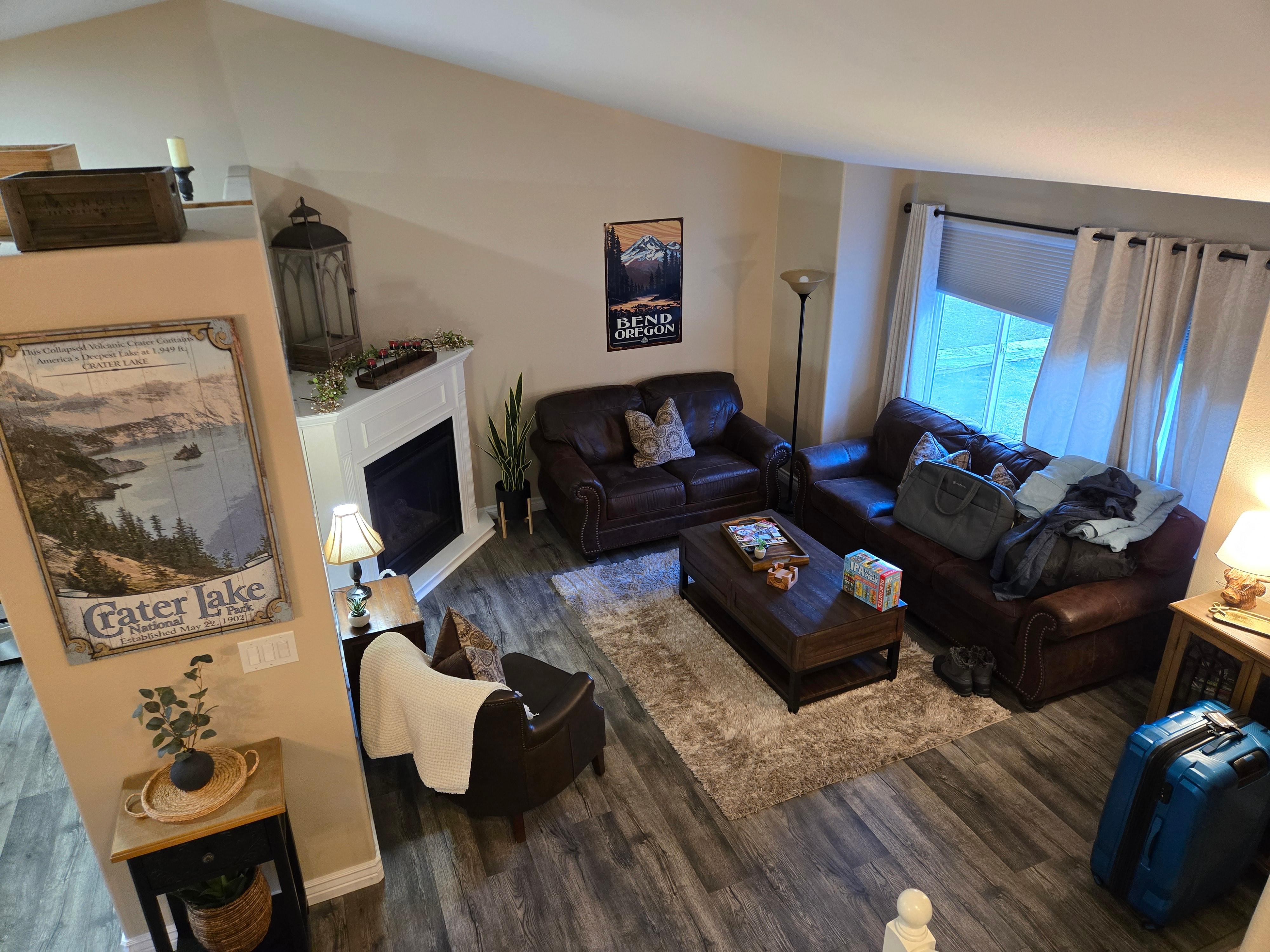 Nice space in the front room for coffee and conversation.