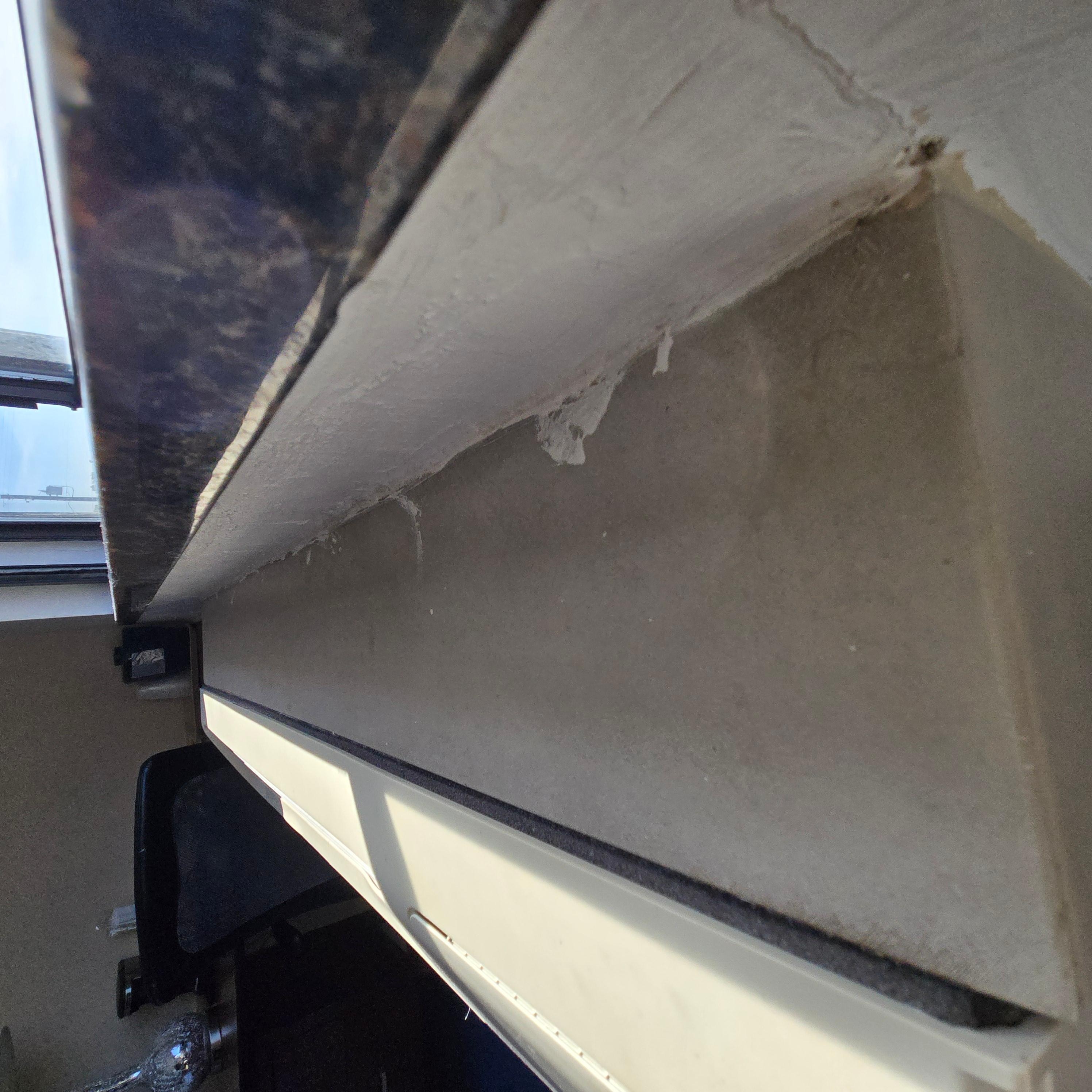 This is the top of the AC. Filthy and terrible paint job.