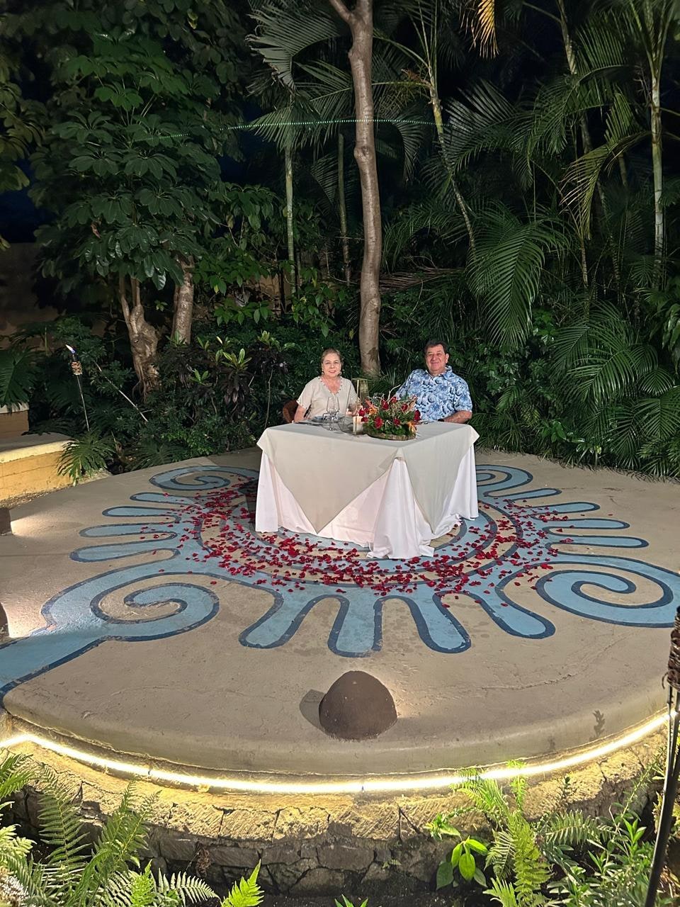 Cena romántica de aniversario 