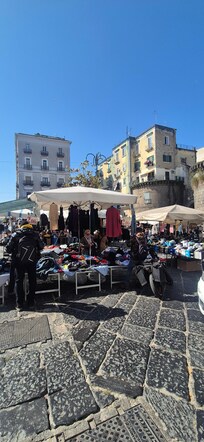 Feira próxima ao hotel