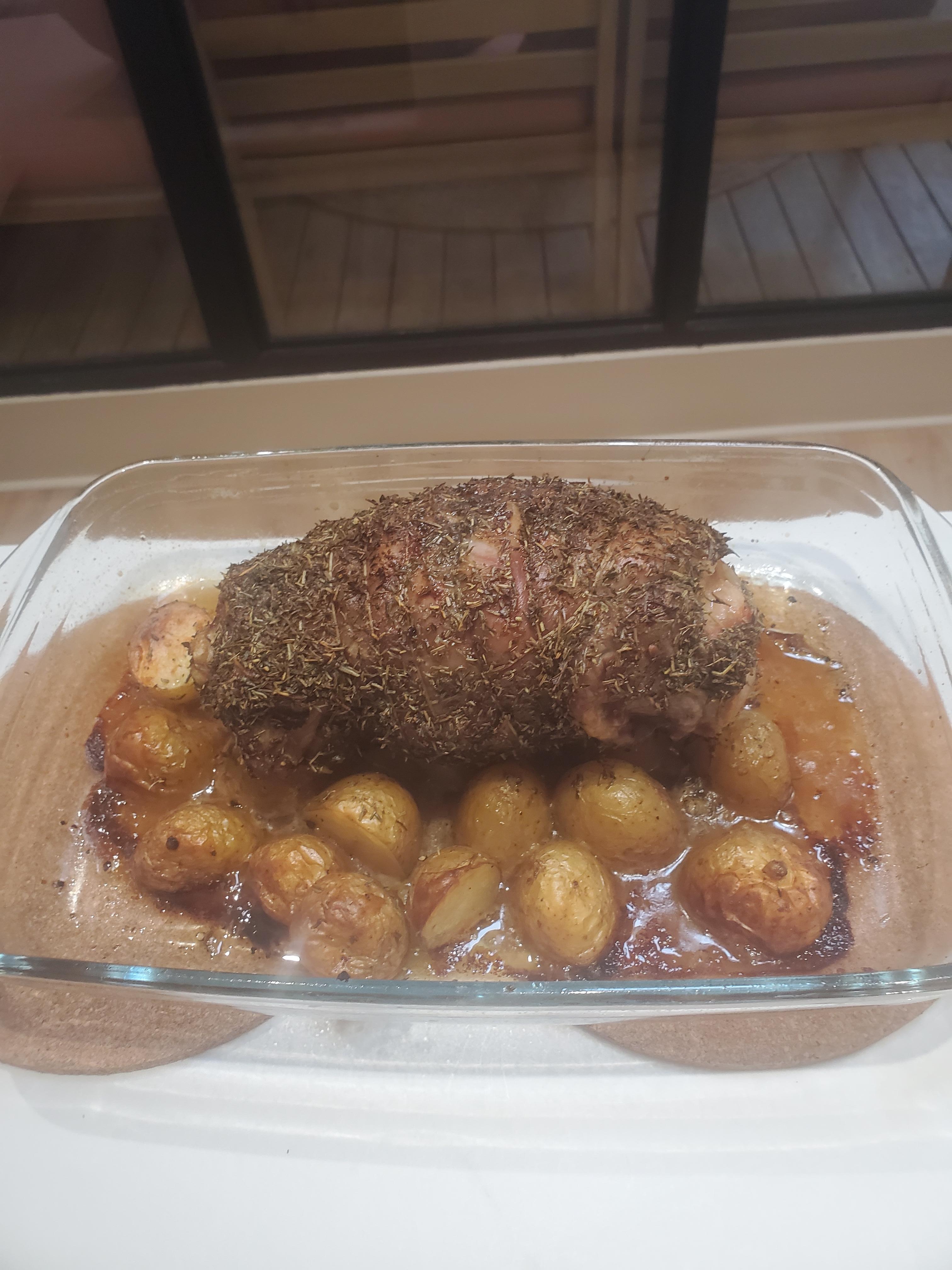 Lamb roast in the apartment for Easter