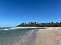 Gorgeous beach. Easy to walk for miles