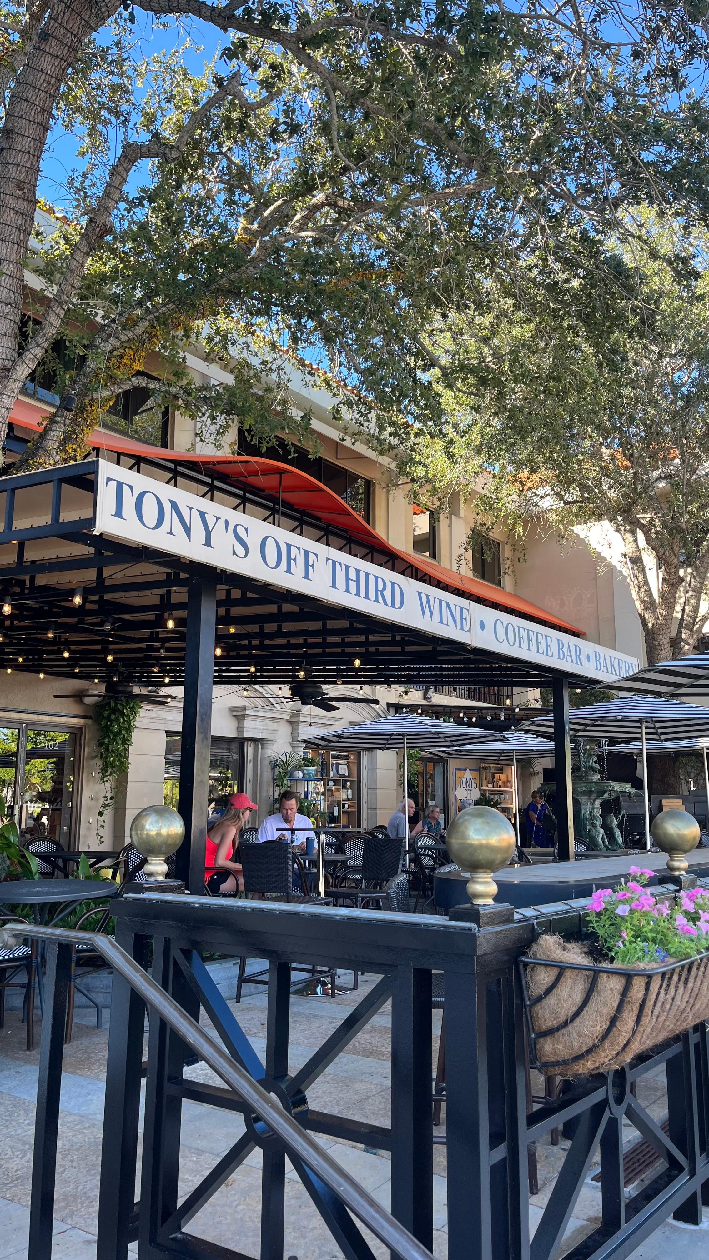 Great coffee shop and bakery 2 blocks away!