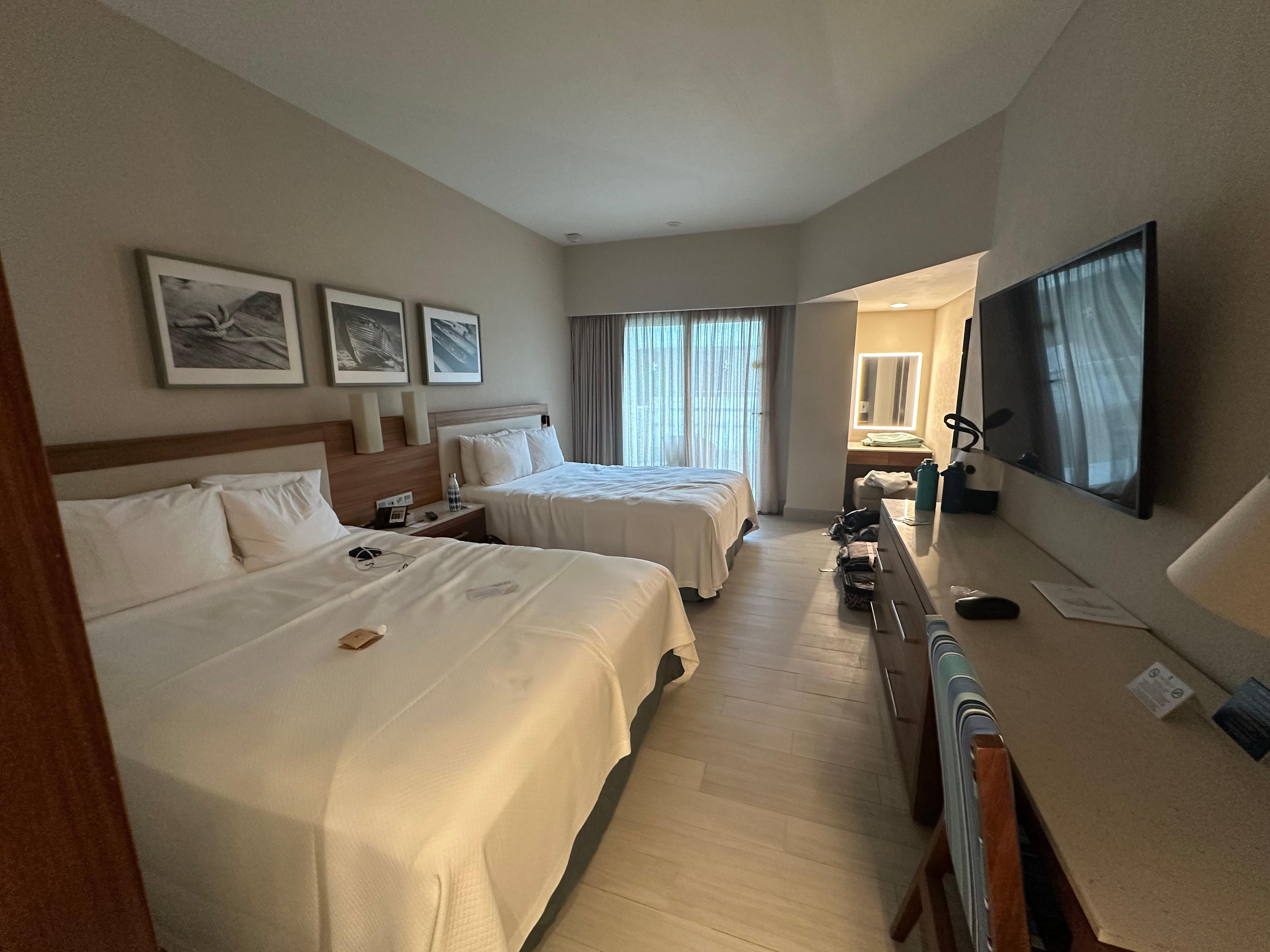 Room (excuse my lack of light)