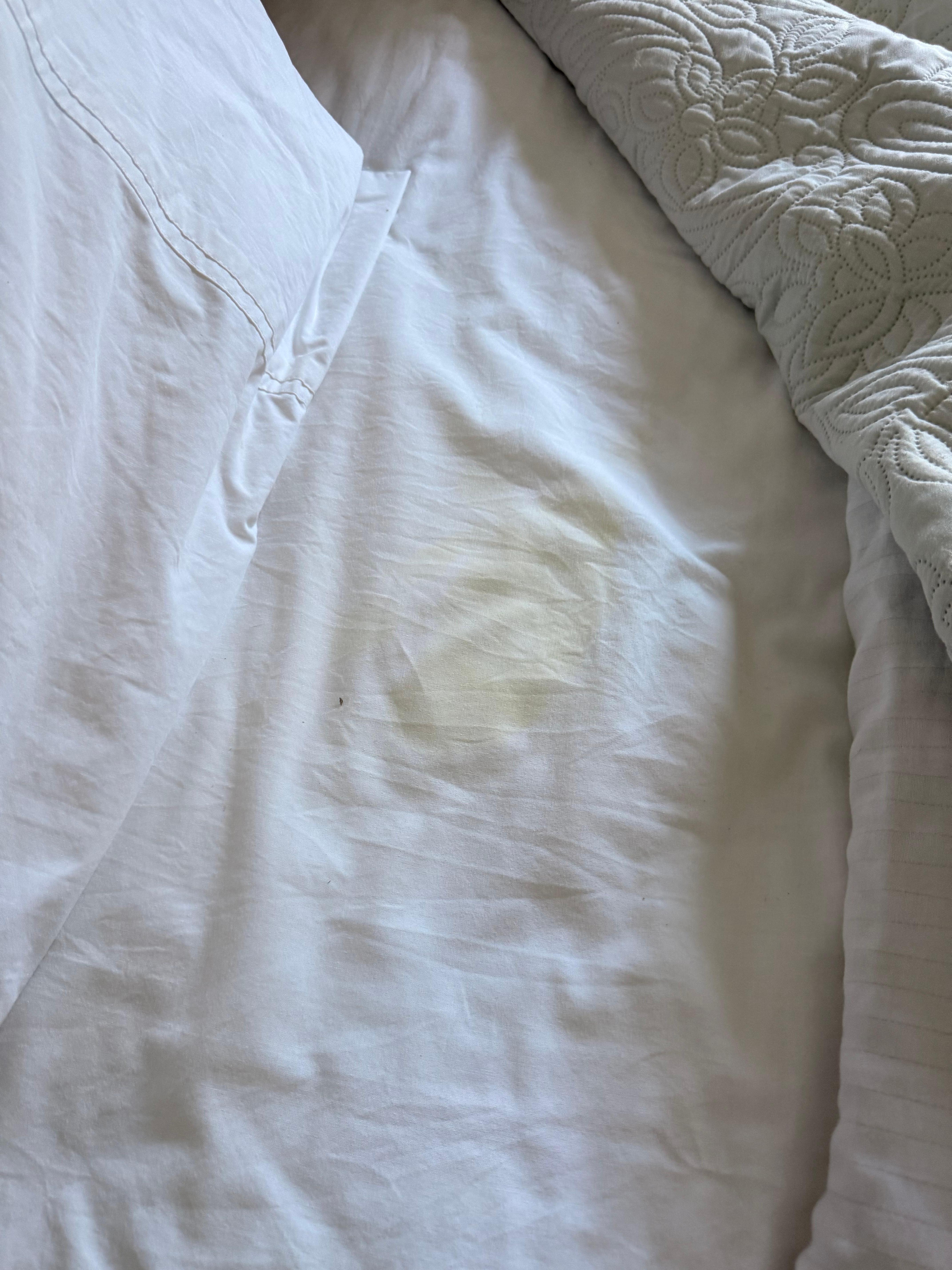 Dirty bedsheet 
