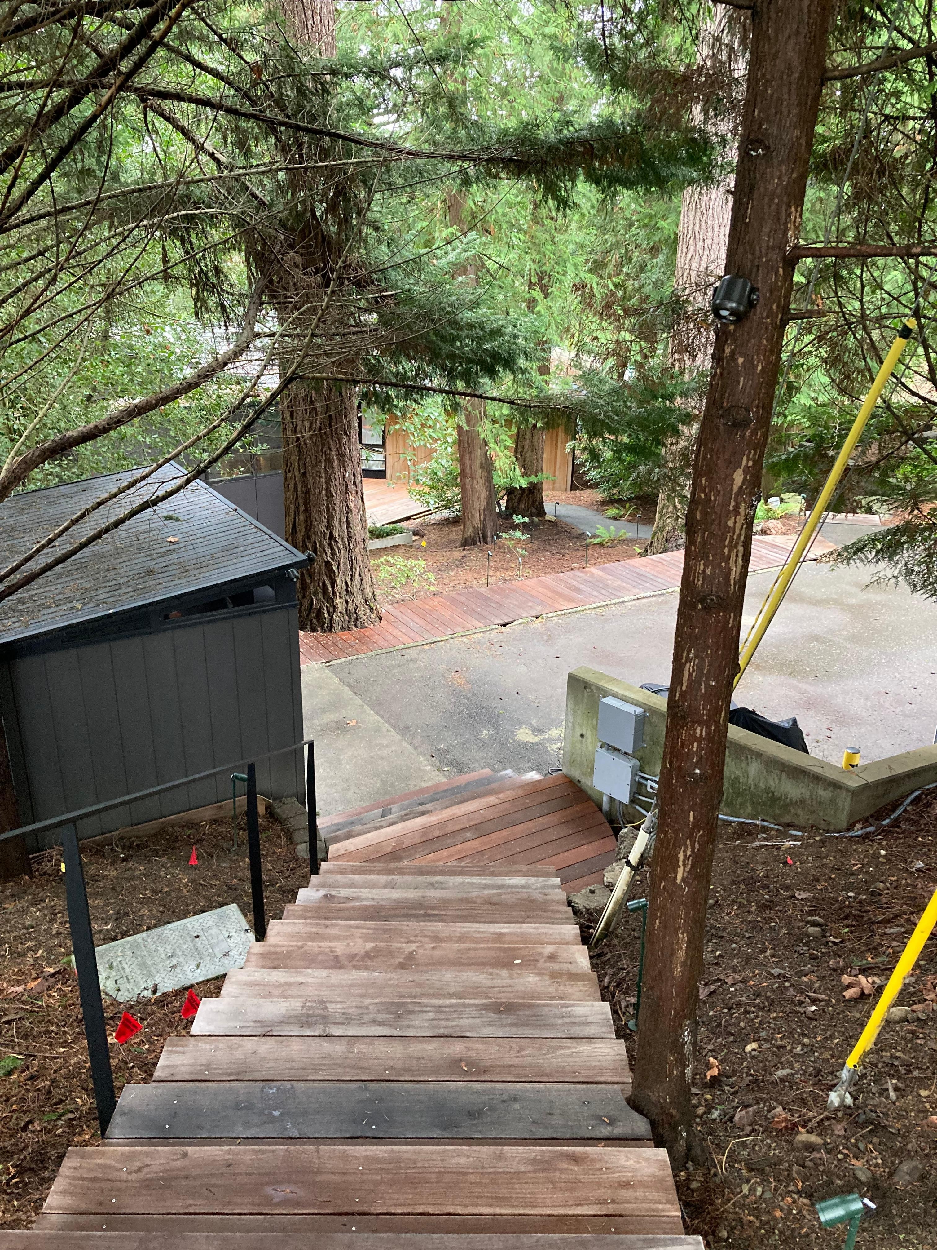 This is a video taken as we walked to the unit
after parking…hope it plays