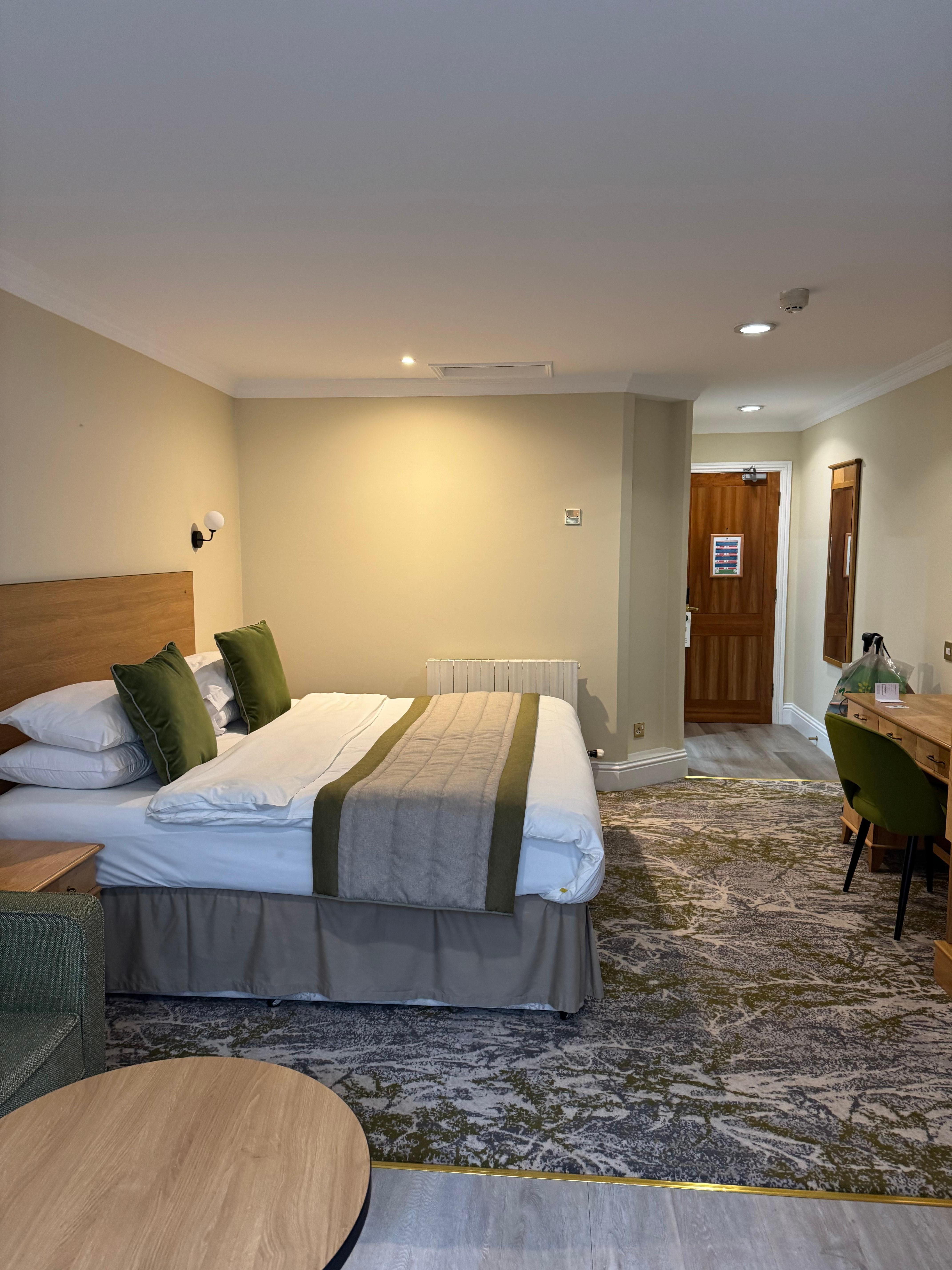 Atrium bedroom