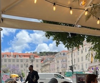 Rosario Square, 5 minute walk