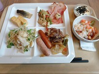 朝食バイキング
ホッケの塩焼きは始めて食べました。