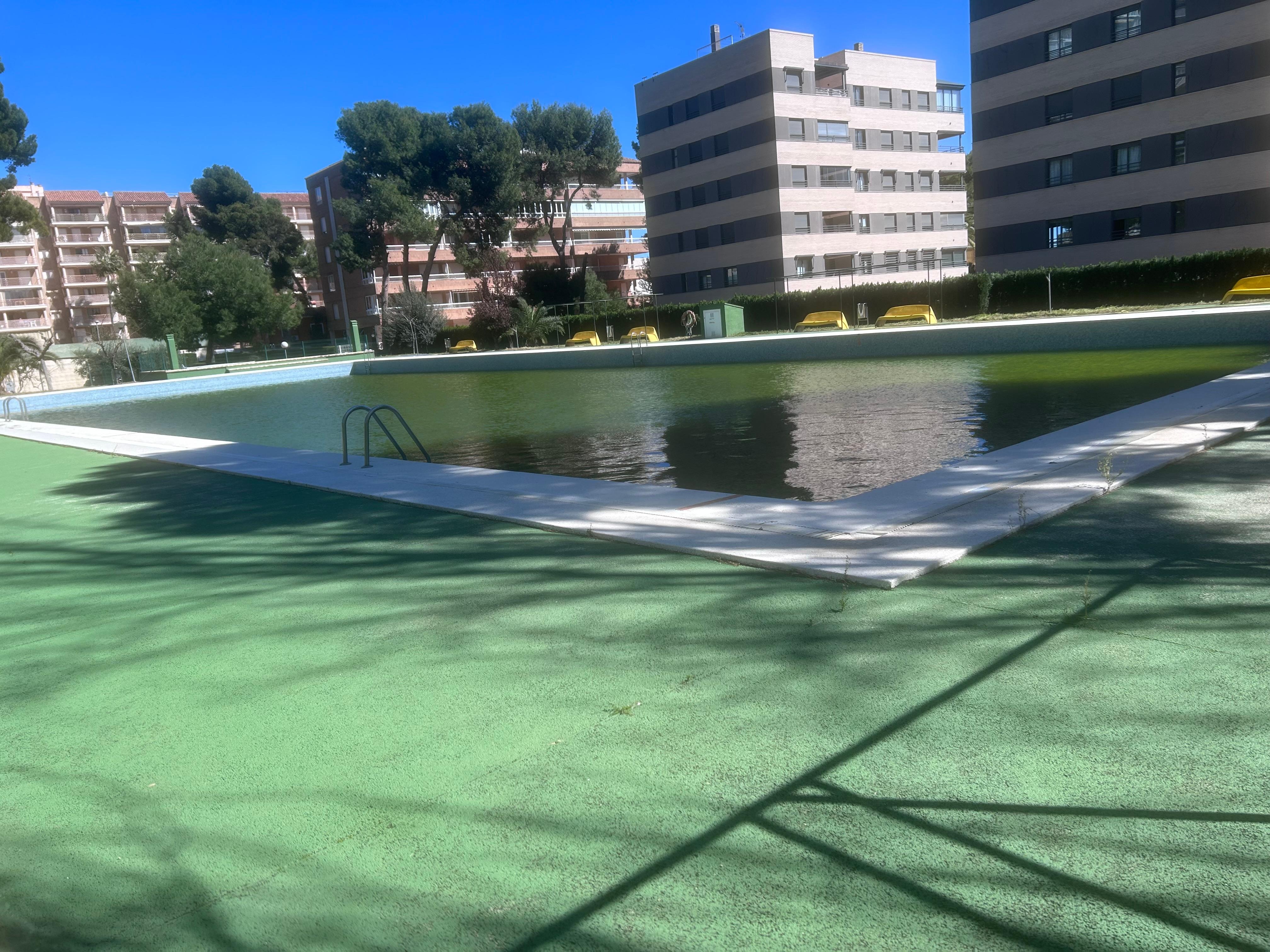 facilities around the apartment block 