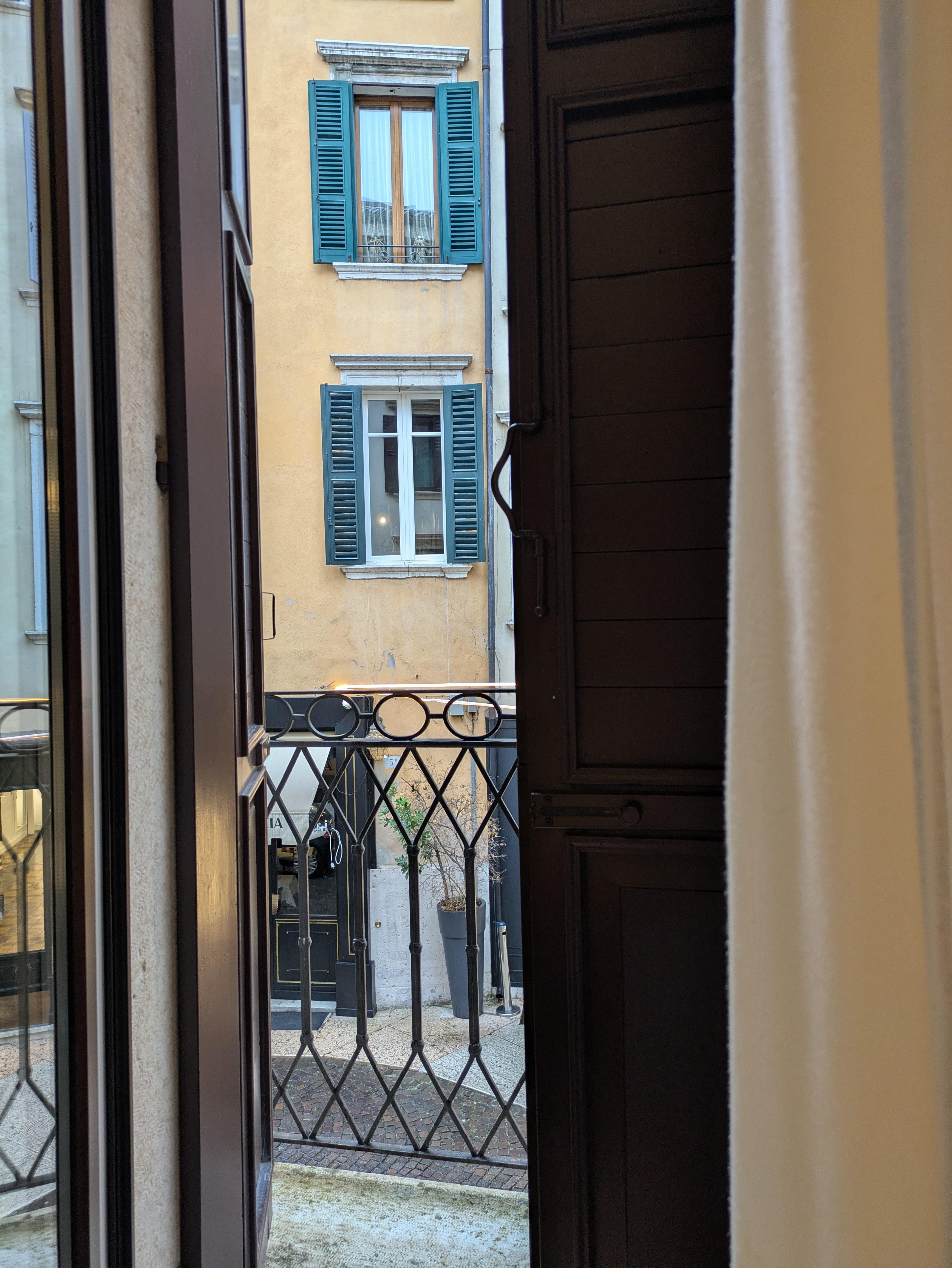 Lovely small balcony 