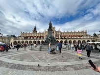 Market square. Less than 2 min walk