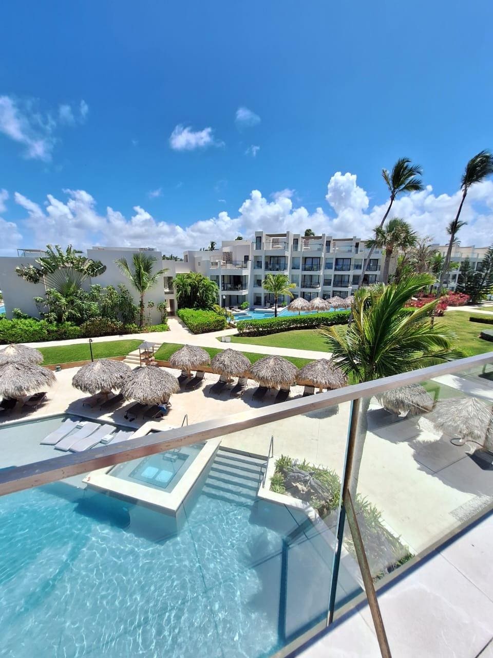 The room with pollo are fantastic !