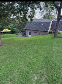 Outside view driving in