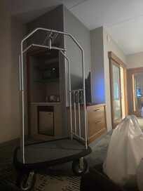 Big,clean and modern