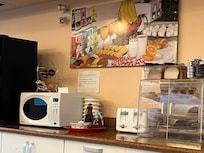 Very minimal food for breakfast, but the photo they show on their ads shows the picture on the wall
