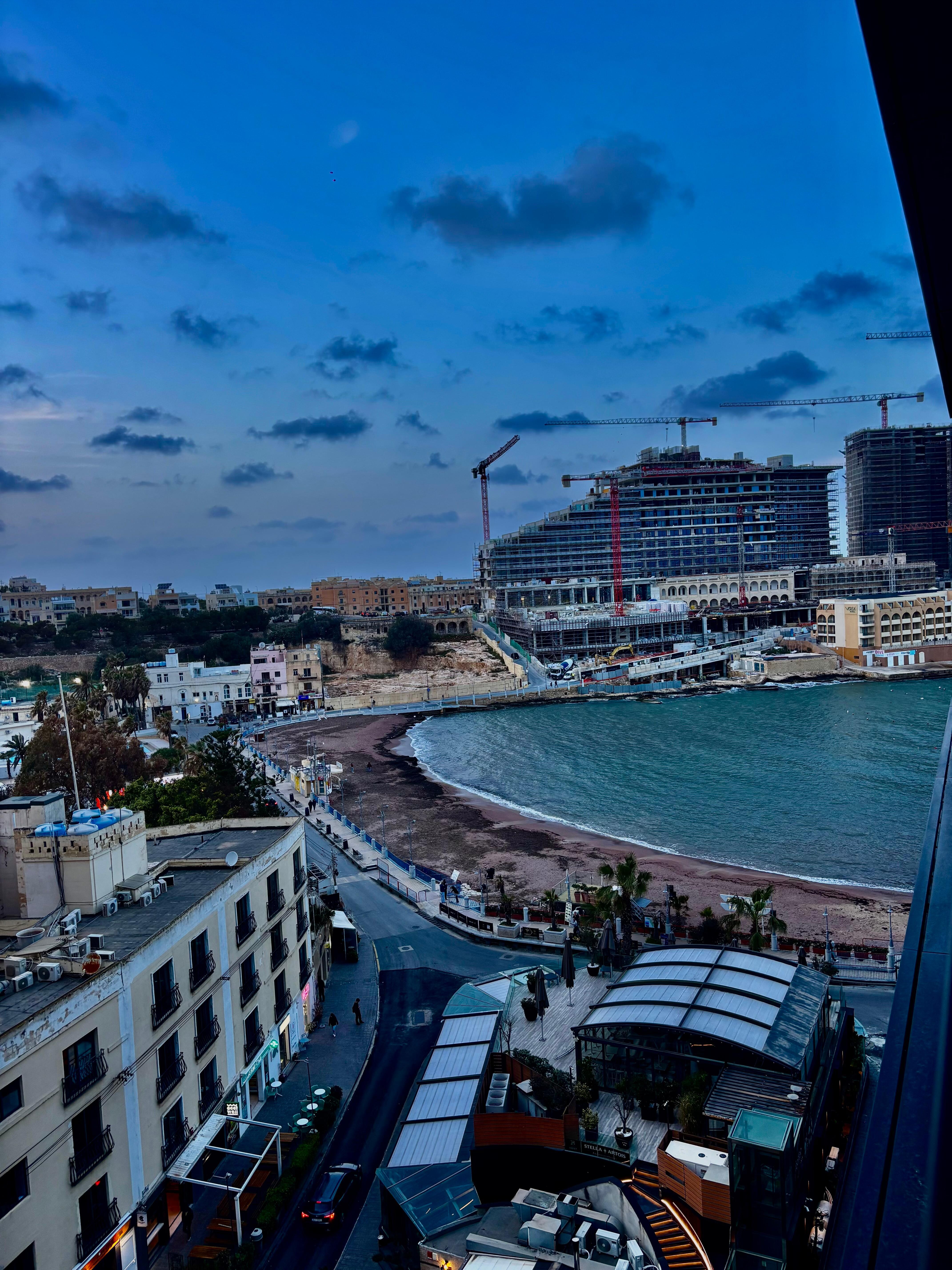 Vue partielle de la baie