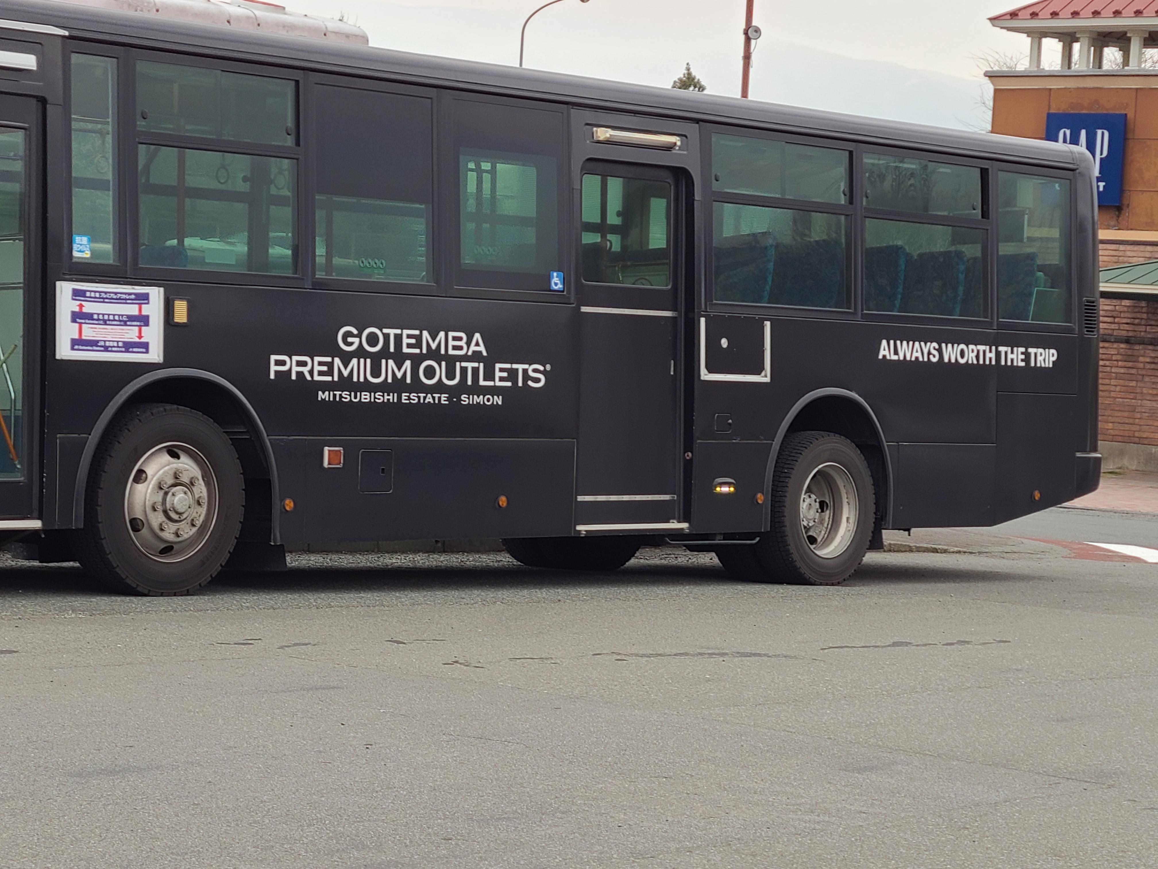 Access to Complimentary Bus to Outlet Mall