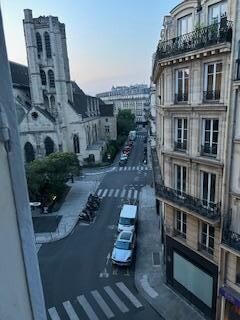 View from our open window when looking to the left (4th floor)